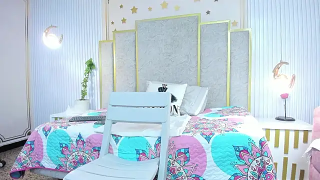 love mommy online show from 28, 2, 2026