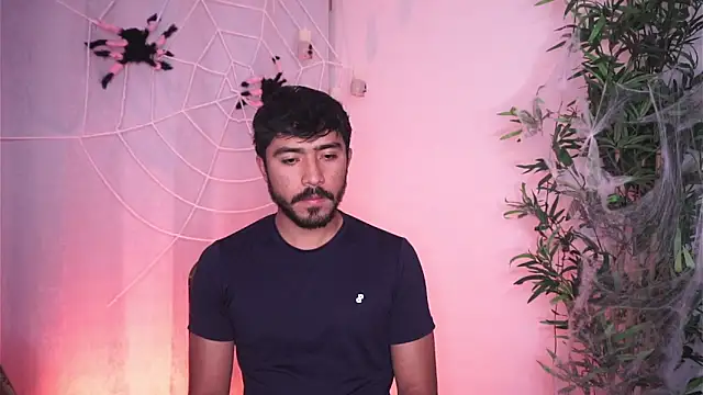 Snapshot of dam0n_fr0st chatting on 21, 10, 2025 dam0n fr0st online show from 21, 10, 2025