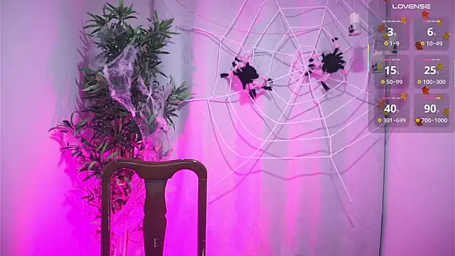 Snapshot of dam0n_fr0st chatting on 25, 10, 2025 dam0n fr0st online show from 25, 10, 2025