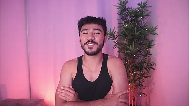 Snapshot of dam0n_fr0st chatting on 18, 11, 2025 dam0n fr0st online show from 18, 11, 2025