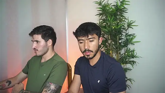 Snapshot of dam0n_fr0st chatting on 8, 10, 2025 dam0n fr0st online show from 8, 10, 2025