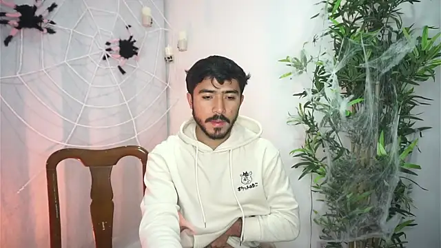 Snapshot of dam0n_fr0st chatting on 17, 10, 2025 dam0n fr0st online show from 17, 10, 2025