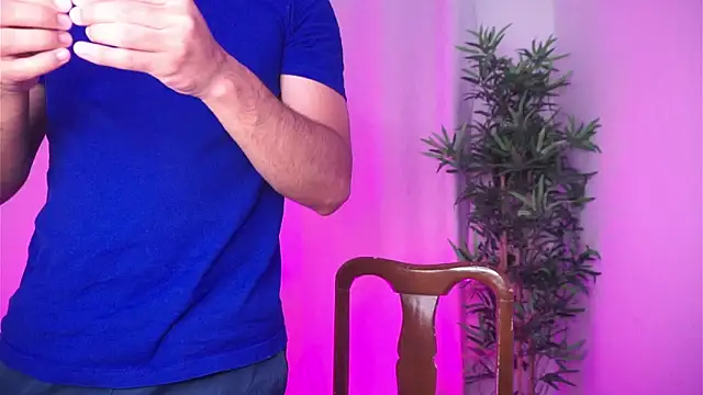 Snapshot of dam0n_fr0st chatting on 7, 11, 2025 dam0n fr0st online show from 7, 11, 2025