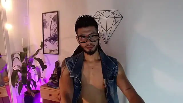 Colby brown03 online show from 25, 3, 2026