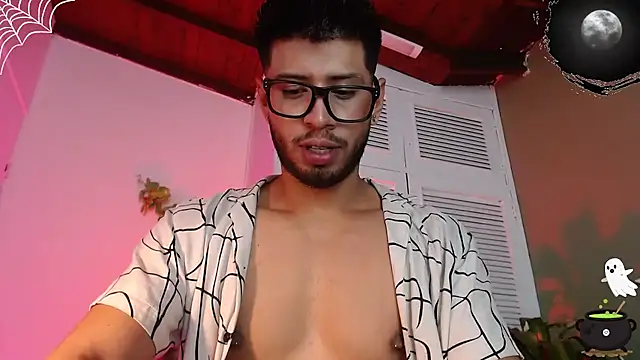 Snapshot of Colby_brown03 chatting on 22, 10, 2025 Colby brown03 online show from 22, 10, 2025