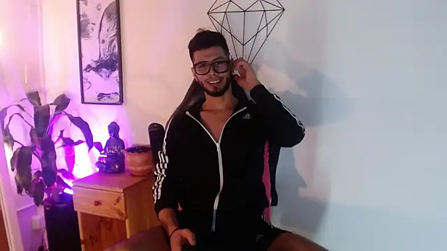 Colby brown03 online show from 12, 4, 2026