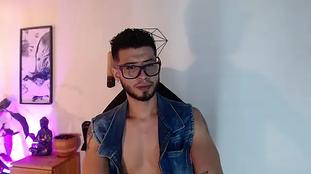 Colby brown03 online show from 11, 4, 2026