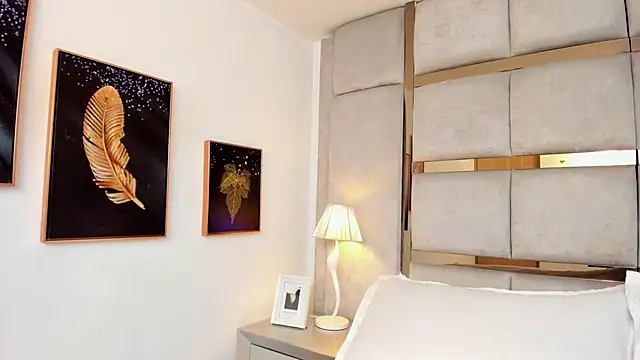 AmbarJensen online show from 13, 1, 2026