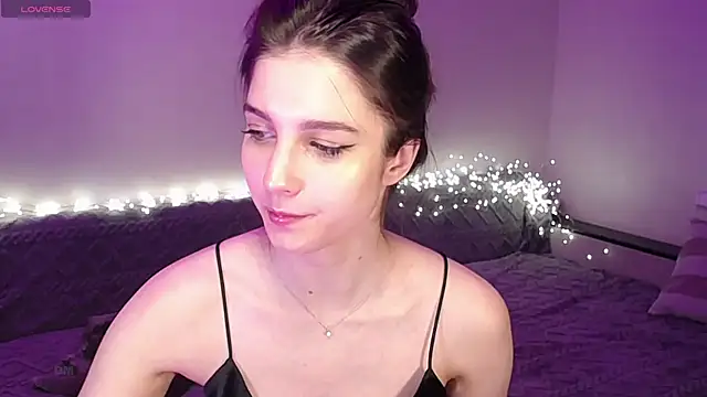 Snapshot of Abigail_Wills chatting on 22, 11, 2025 Abigail Wills online show from 22, 11, 2025