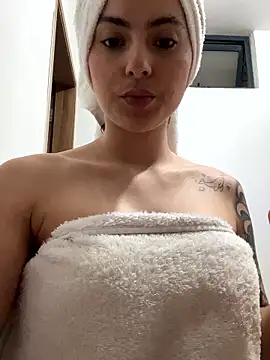 annieesweett online show from 10, 1, 2026