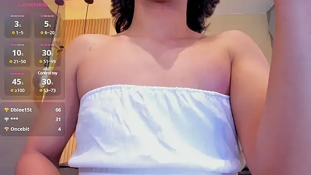 HOTTY RED  online show from 6, 2, 2025