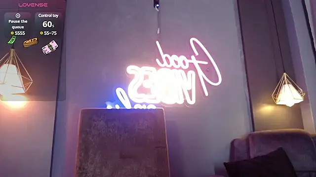HOTTY RED  online show from 22, 2, 2025