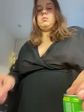 SuzieMurray online show from 17, 12, 2025