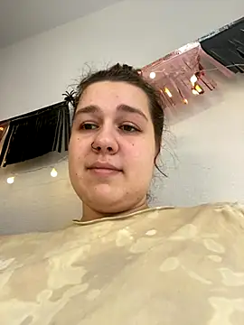 SuzieMurray online show from 29, 10, 2025