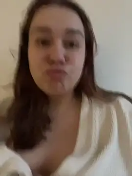 SuzieMurray online show from 3, 12, 2025