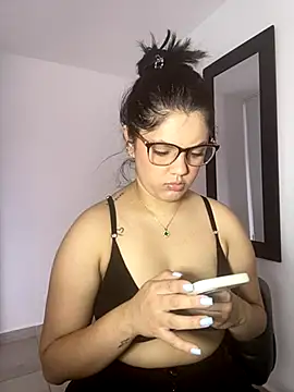 Snapshot of kimberlyhills1 chatting on 16, 10, 2025 kimberlyhills1 online show from 16, 10, 2025