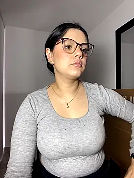 kimberlyhills1 online show from 4, 11, 2025