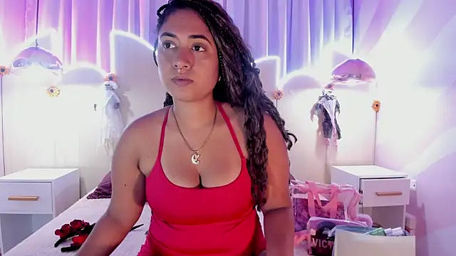 Snapshot of Laurentdupont04 chatting on 10, 10, 2025 Laurentdupont04 online show from 10, 10, 2025