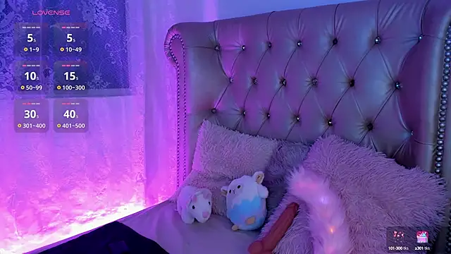 AlexaFoxy18 online show from 12, 3, 2025