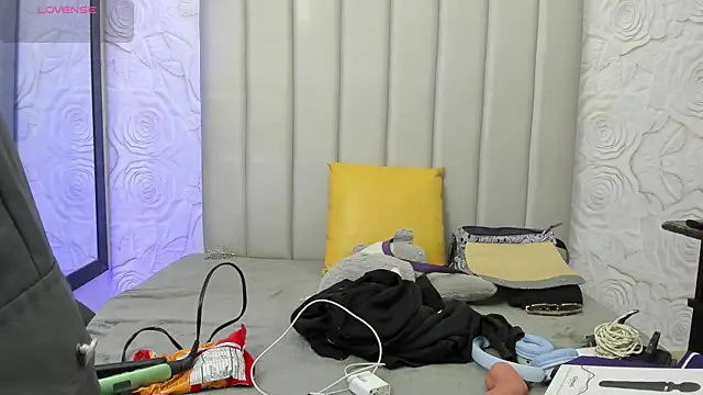 AlexaFoxy18 online show from 21, 4, 2026