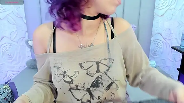 AlexaFoxy18 online show from 7, 5, 2026