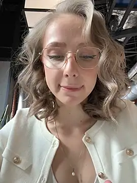 CaseyStar online show from 20, 2, 2025
