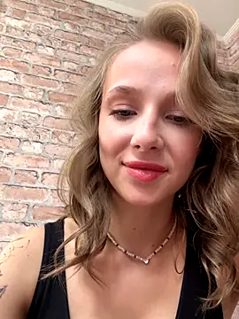 CaseyStar online show from 10, 9, 2025