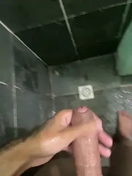 Snapshot of gzn01 chatting on 26, 2, 2025 gzn01 online show from 26, 2, 2025