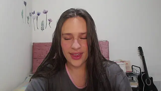 Snapshot of Serenity chatting on 29, 11, 2025 Serenity online show from 29, 11, 2025