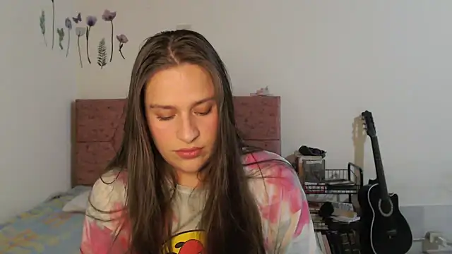 Snapshot of Serenity chatting on 24, 9, 2025 Serenity online show from 24, 9, 2025