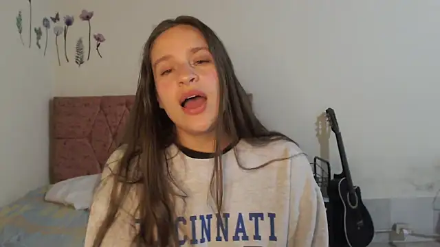 Snapshot of Serenity chatting on 1, 11, 2025 Serenity online show from 1, 11, 2025