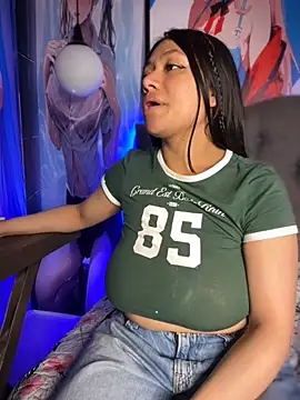 Im Little online show from 28, 10, 2025