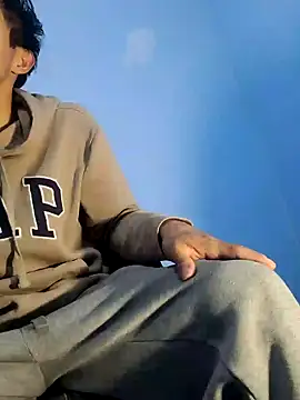 Snapshot of charlesss19 chatting on 2, 3, 2025 charlesss19 online show from 2, 3, 2025