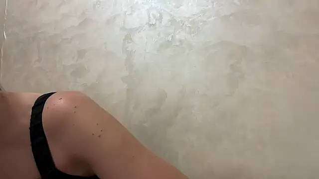 CaitlinaJayne23 online show from 3, 11, 2025