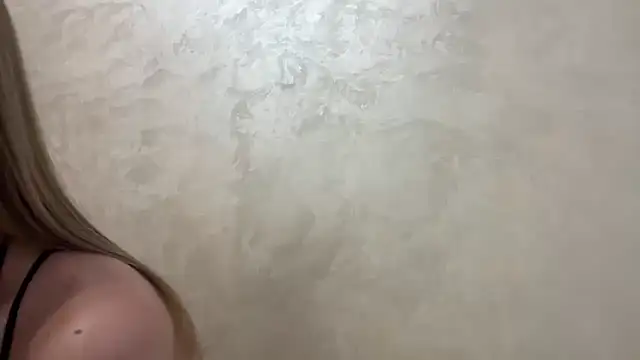 CaitlinaJayne23 online show from 4, 3, 2026