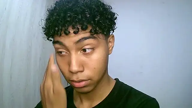 sexy diamante  online show from 2, 11, 2025