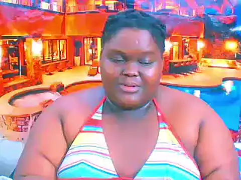 Snapshot of EbonyHotBuns chatting on 11, 7, 2026 EbonyHotBuns online show from 11, 7, 2026