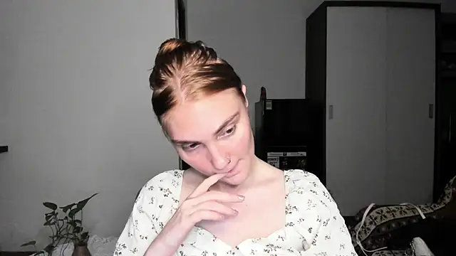 ReddHotPipper online show from 30, 6, 2026