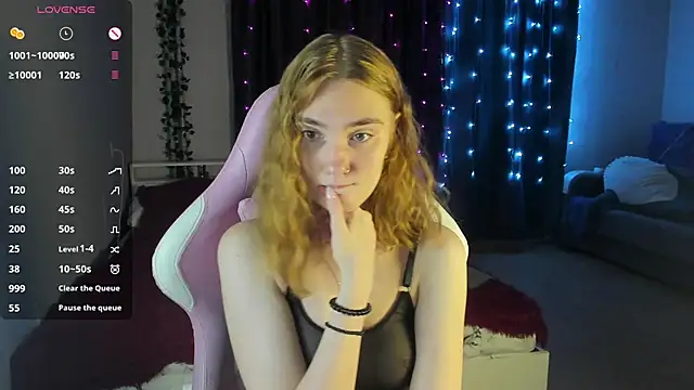 ReddHotPipper online show from 12, 2, 2025