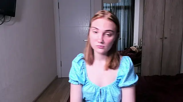 ReddHotPipper online show from 17, 7, 2026