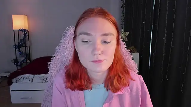 ReddHotPipper online show from 23, 12, 2025