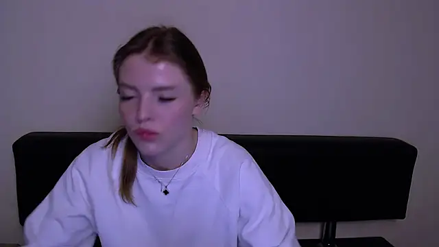 MissOliviaa  online show from 5, 3, 2025