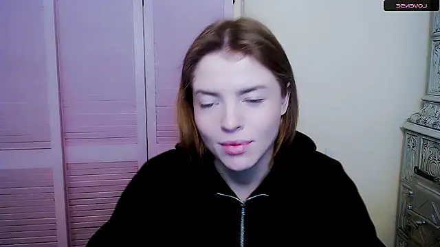 MissOliviaa  online show from 24, 1, 2025