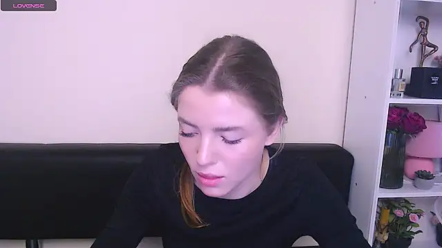 MissOliviaa  online show from 14, 2, 2025