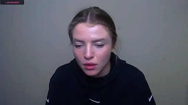 MissOliviaa  online show from 26, 2, 2025