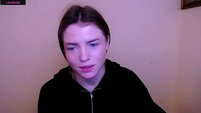 MissOliviaa  online show from 30, 1, 2025