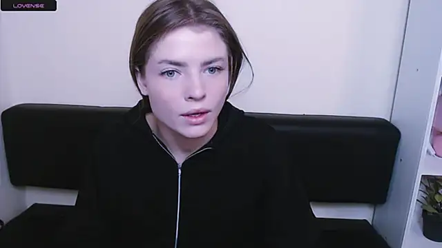 MissOliviaa  online show from 8, 1, 2025