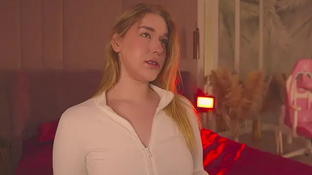 Smiley Mia online show from 31, 3, 2026