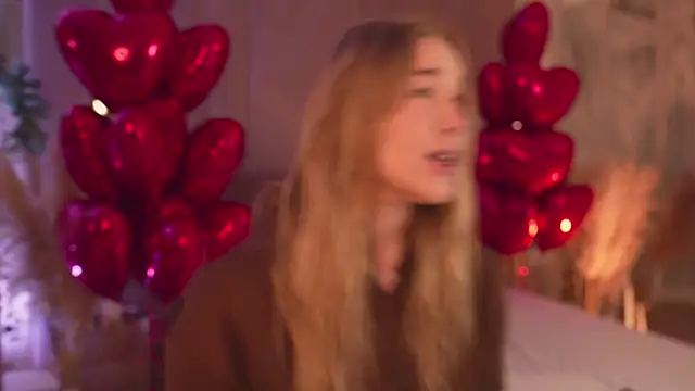 Smiley Mia online show from 12, 2, 2026