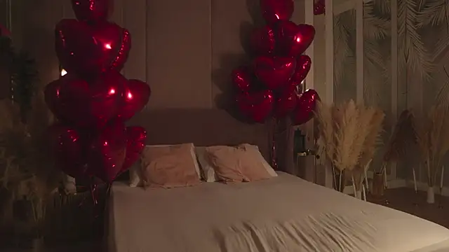 Smiley Mia online show from 19, 2, 2026